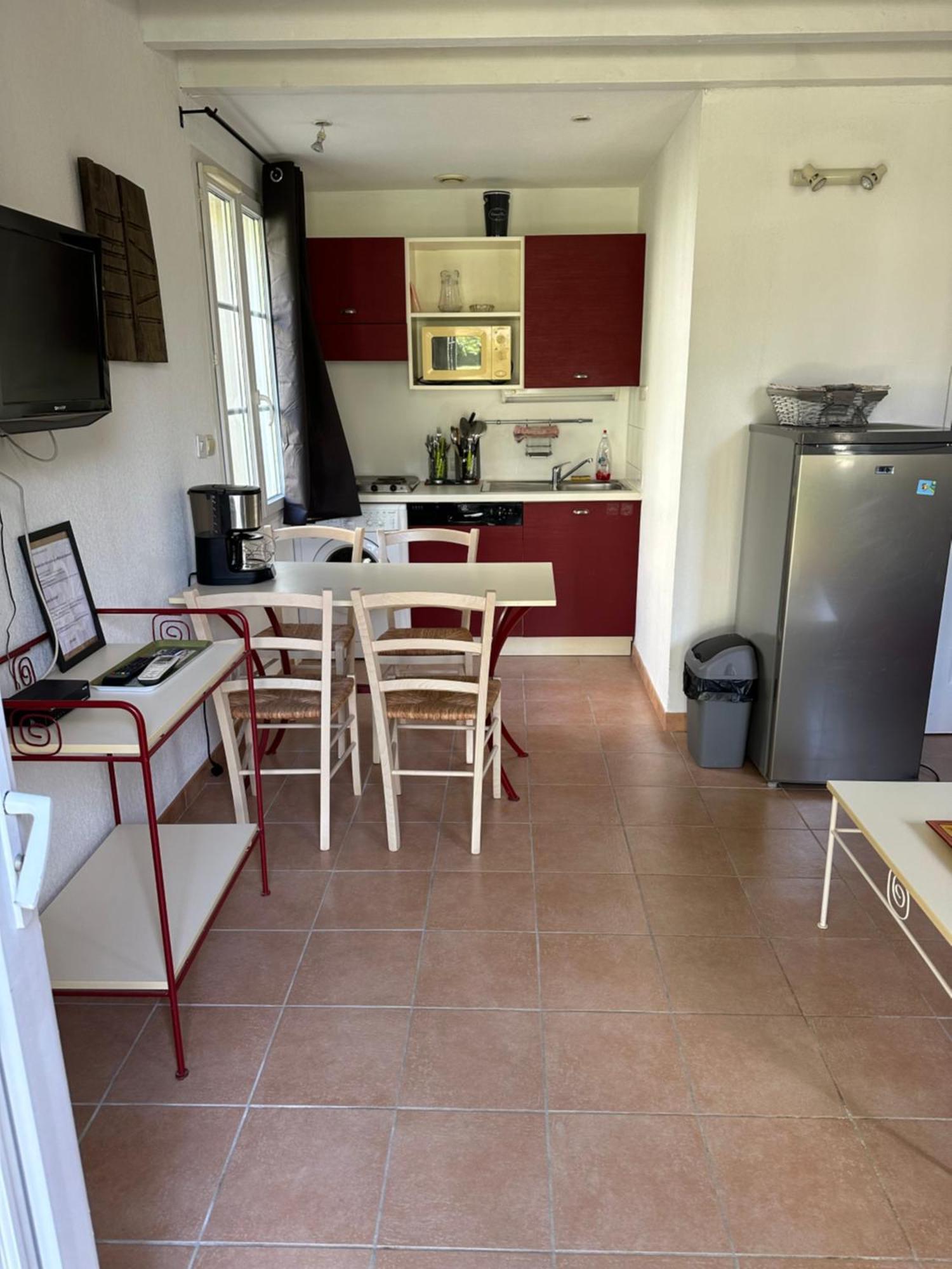 Maison Vacances Climatisee A 20 Minutes De La Mer Gallargues-le-Montueux Luaran gambar